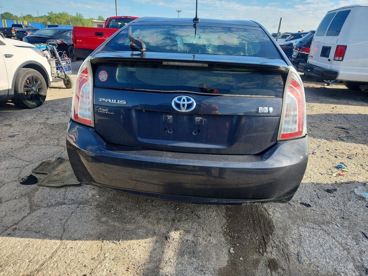 2013 TOYOTA PRIUS