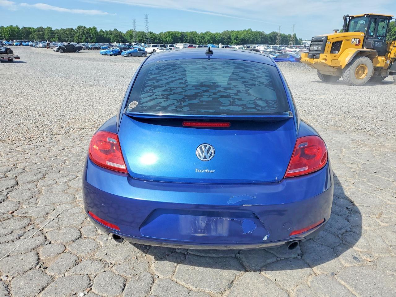 2013 VOLKSWAGEN Beetle