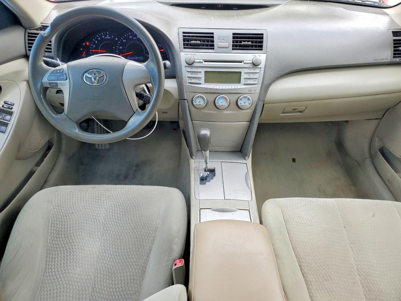 2011 TOYOTA CAMRY