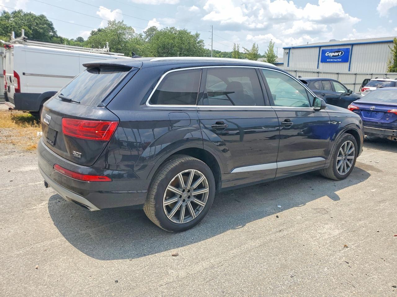 2018 AUDI Q7