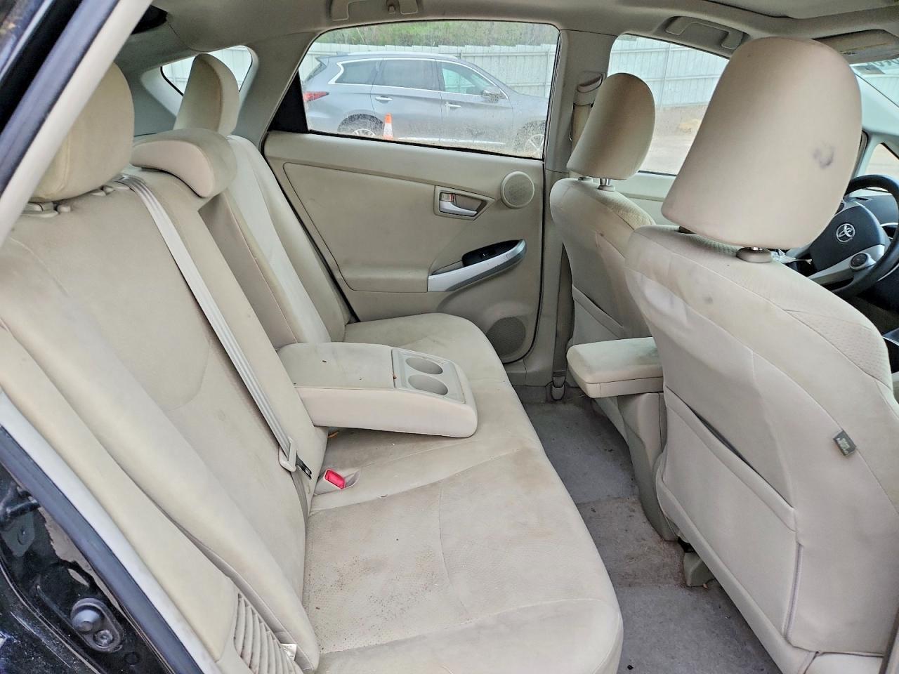 2011 TOYOTA PRIUS