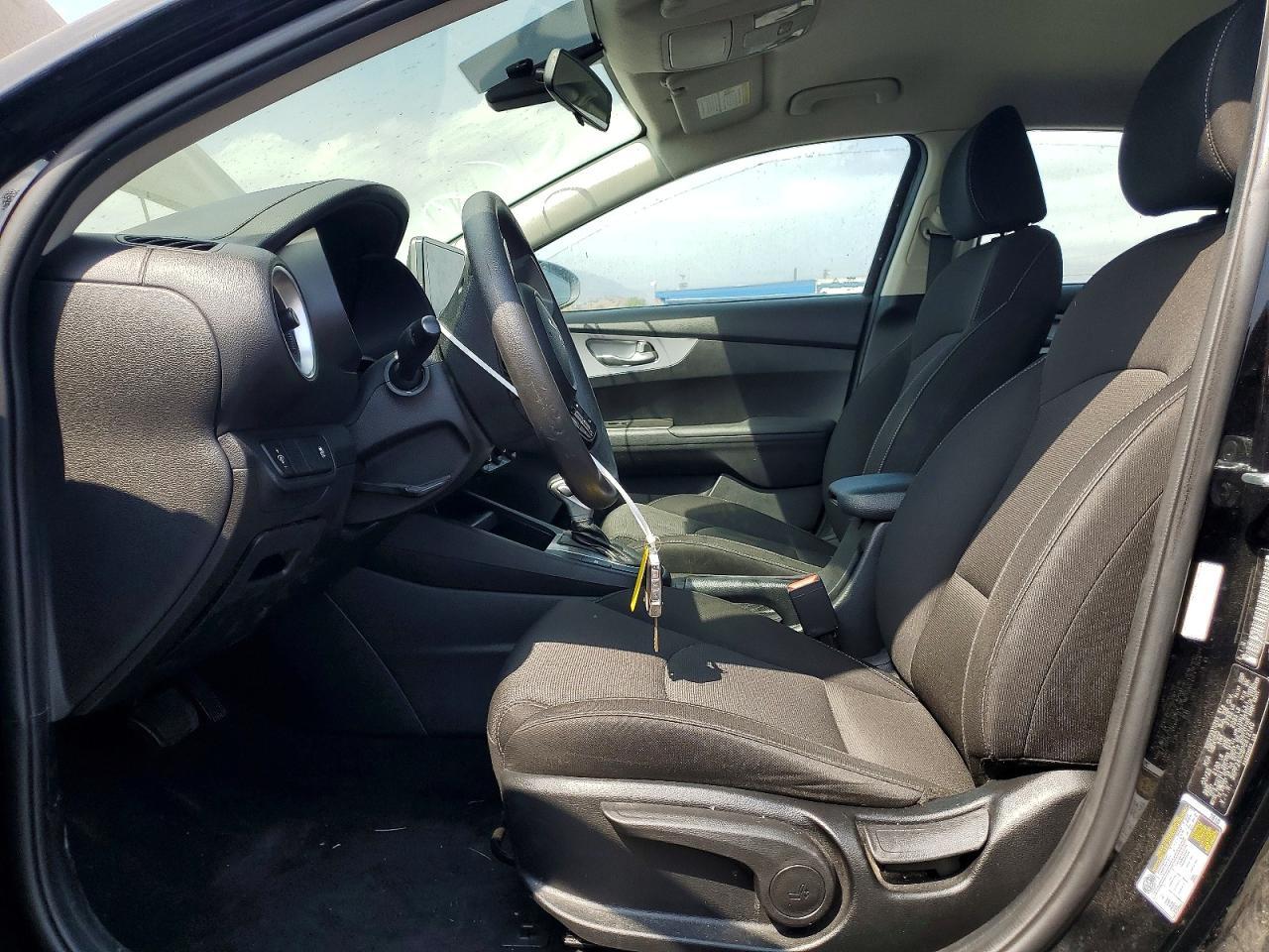 2023 KIA FORTE