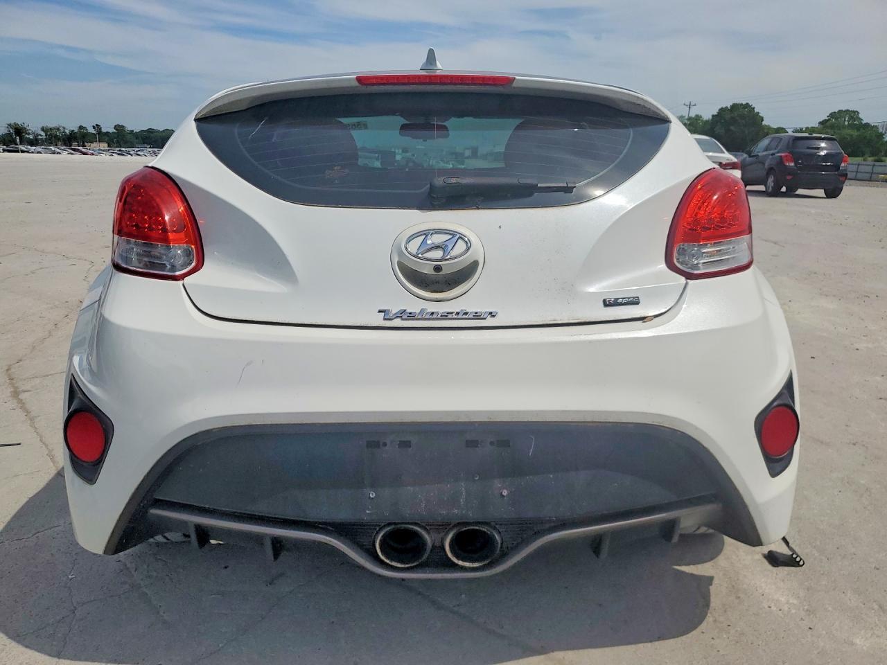 2015 HYUNDAI VELOSTER