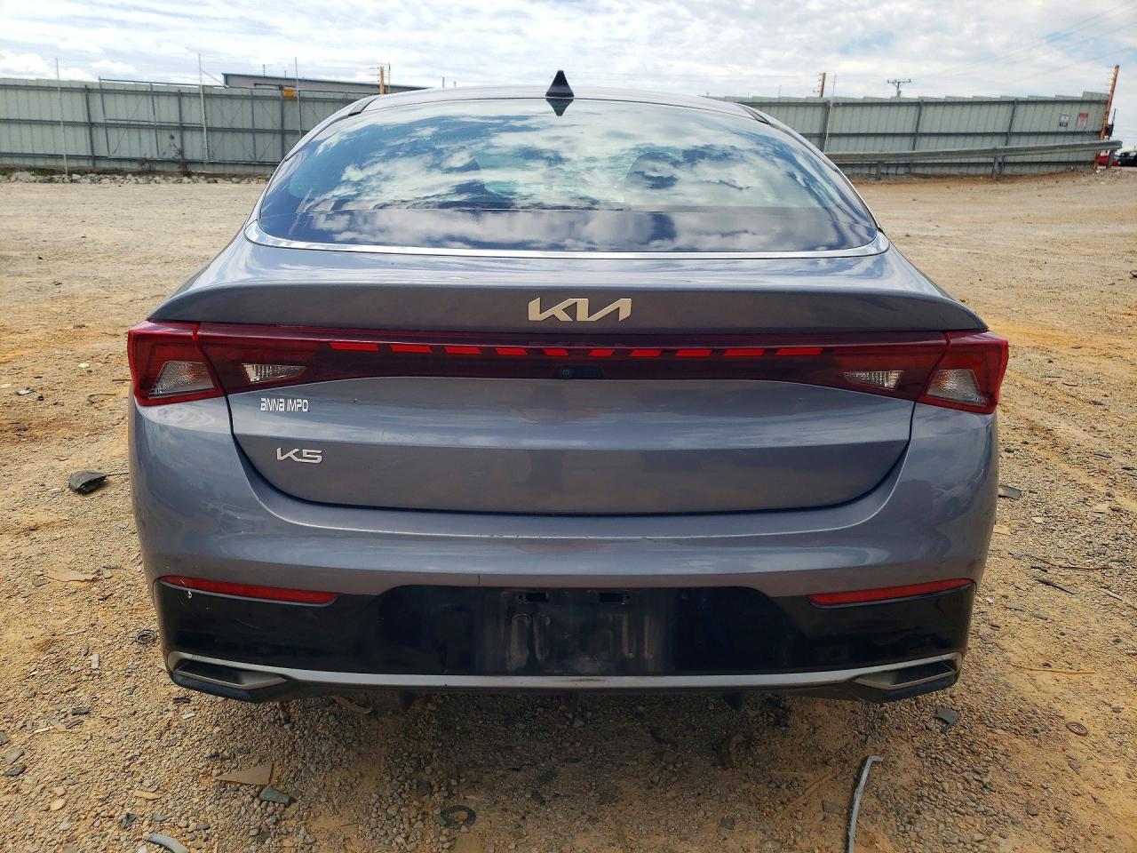 2023 KIA K5