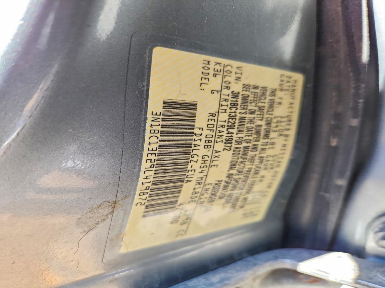 2009 NISSAN VERSA