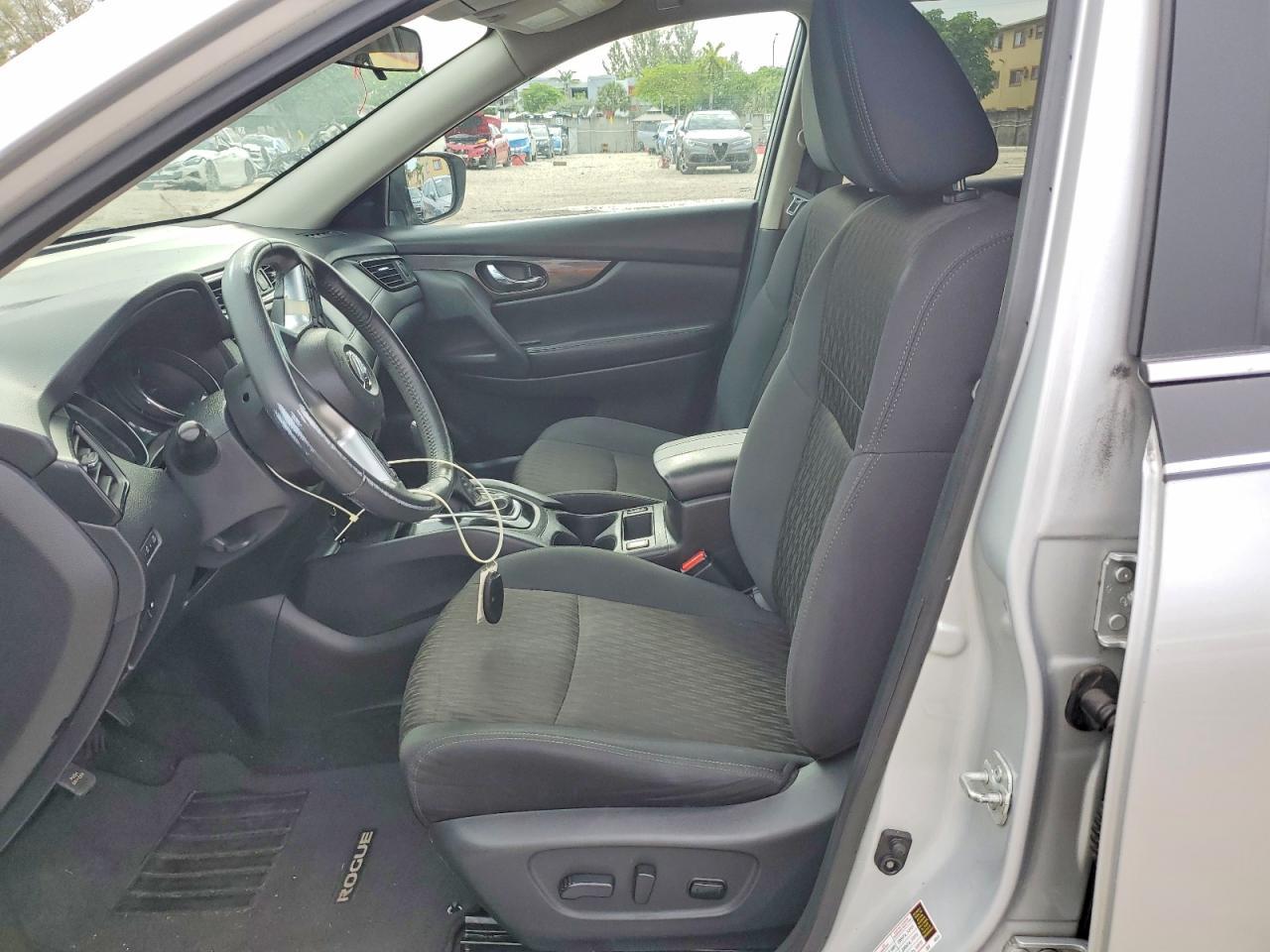 2018 NISSAN ROGUE