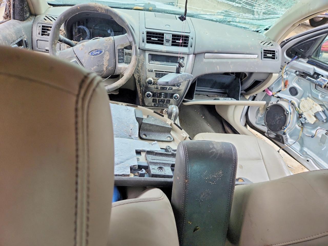 2011 FORD FUSION