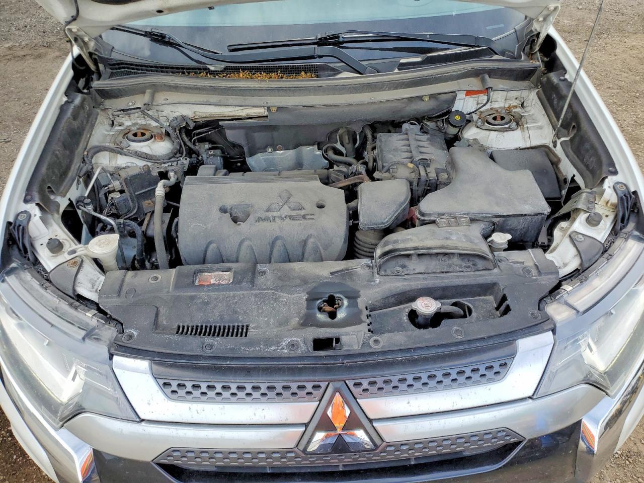 2019 MITSUBISHI outlander