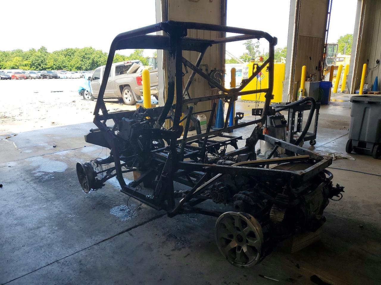 2022 CAN-AM Defender
