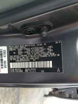 2011 TOYOTA SIENNA