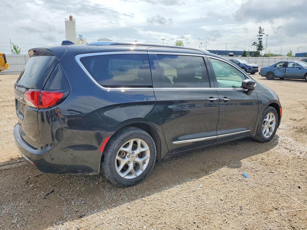 2020 CHRYSLER Pacifica