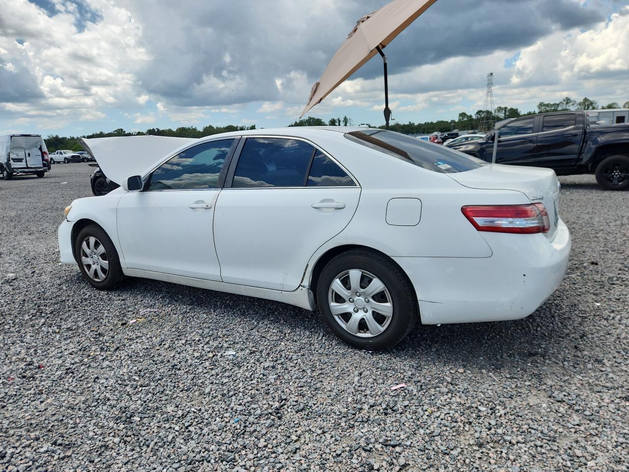 2010 TOYOTA CAMRY