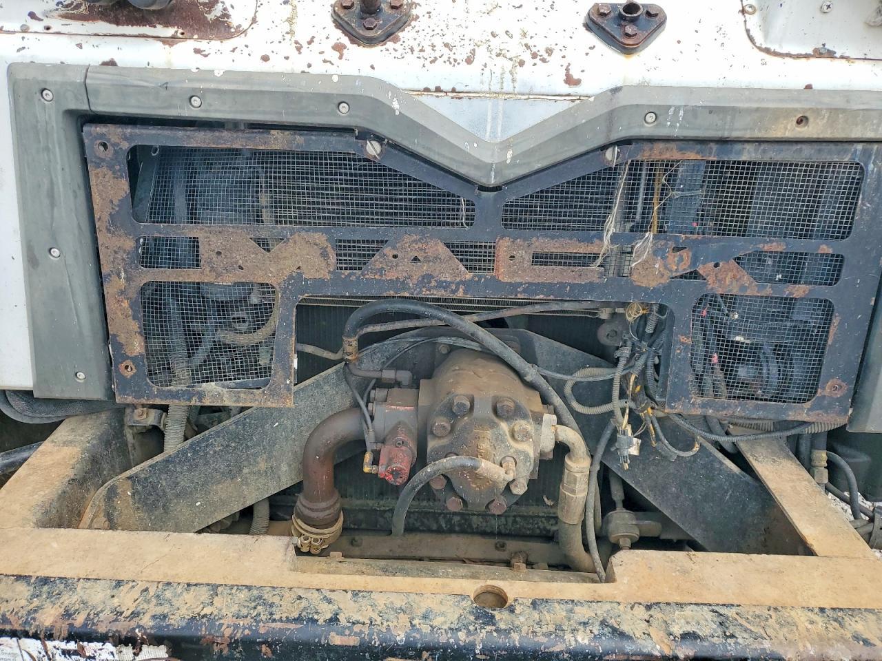 2012 MACK 600 Rd600