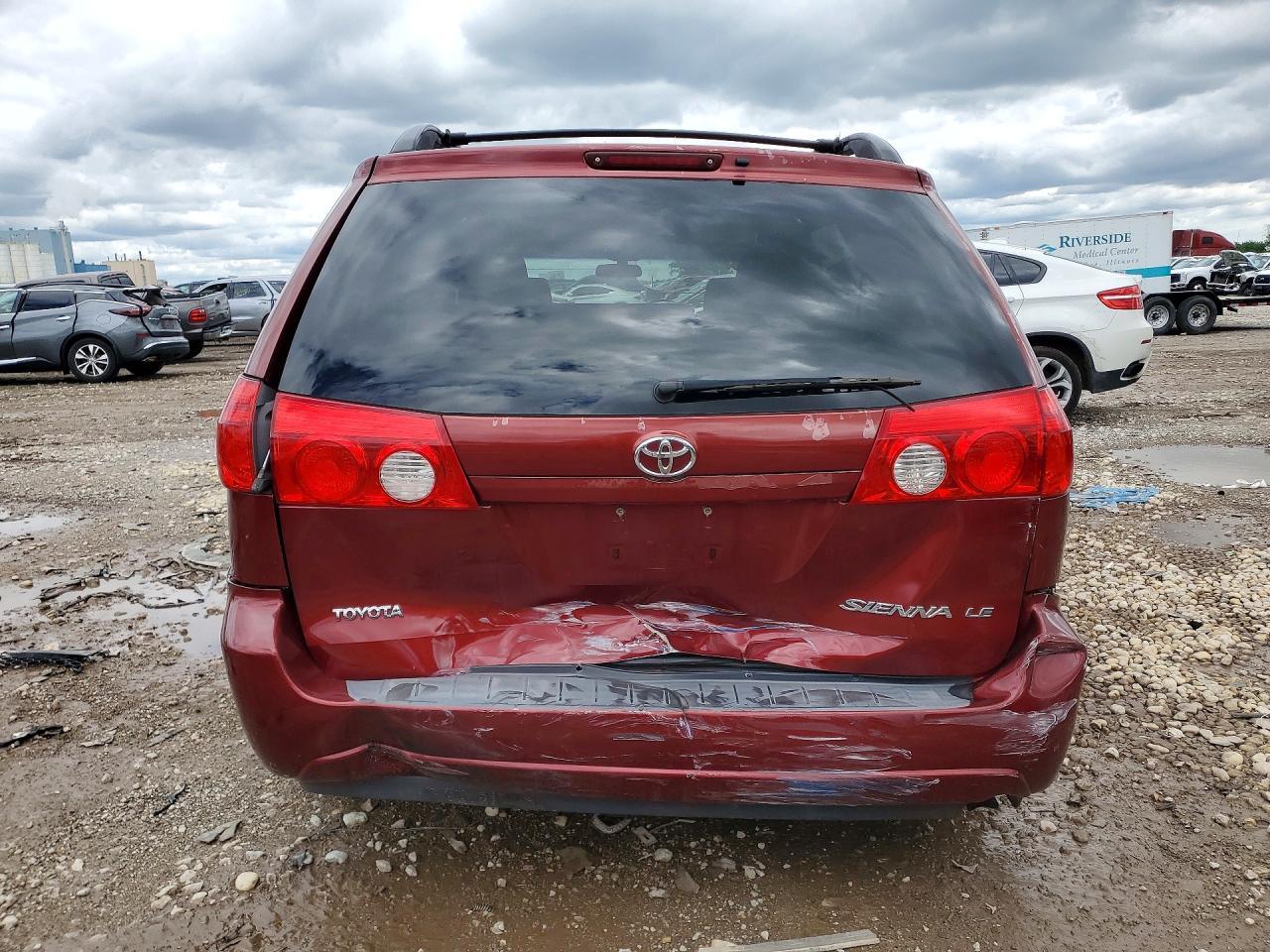 2007 TOYOTA SIENNA