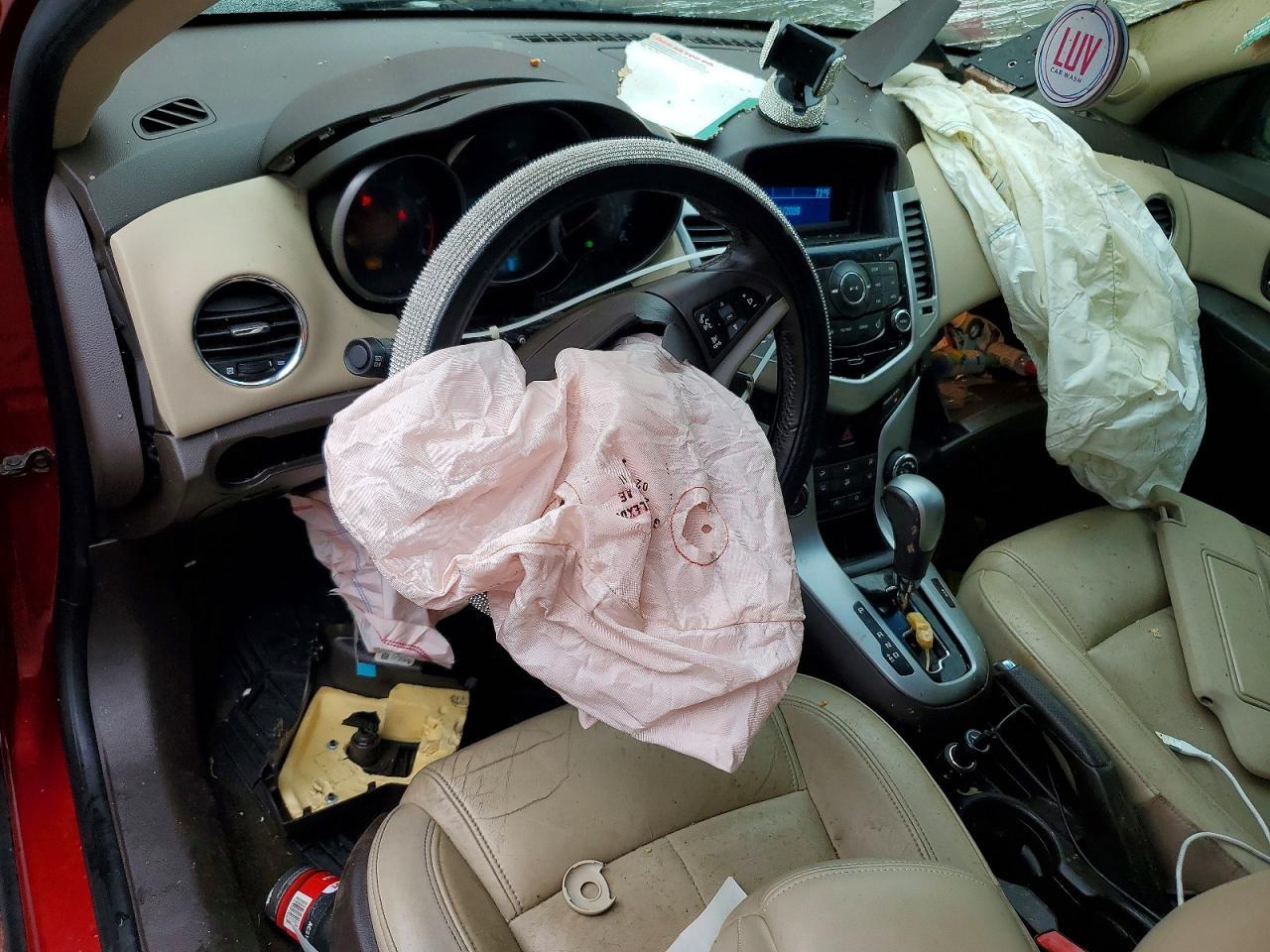 2011 CHEVROLET CRUZE