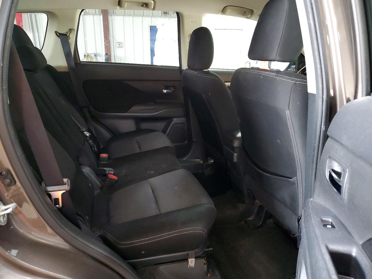 2017 MITSUBISHI outlander