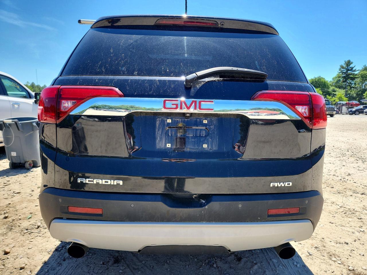 2017 GMC ACADIA