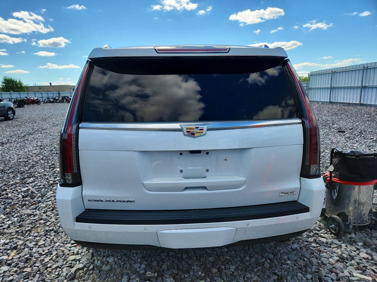 2020 CADILLAC ESCALADE