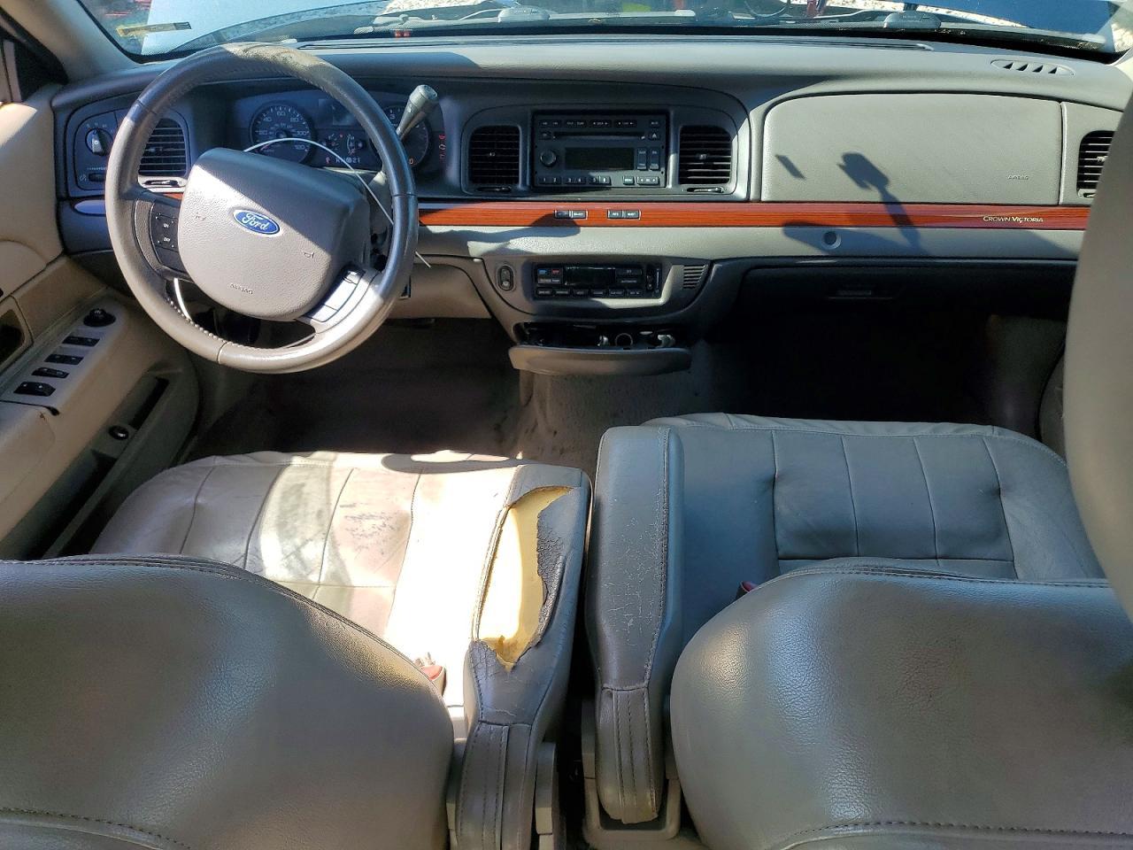 2011 FORD Crown Victoria