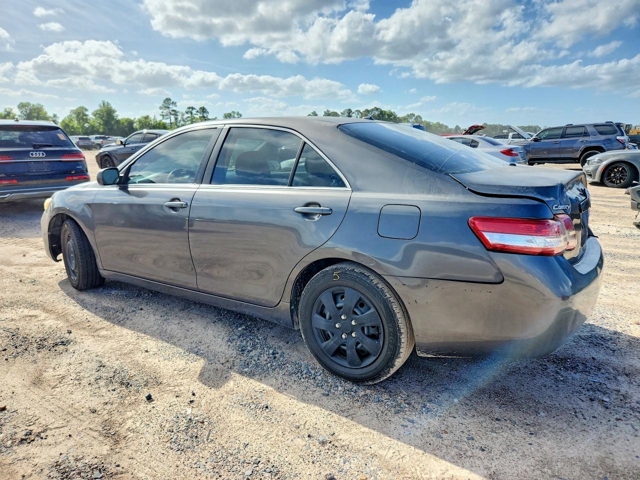 2010 TOYOTA CAMRY