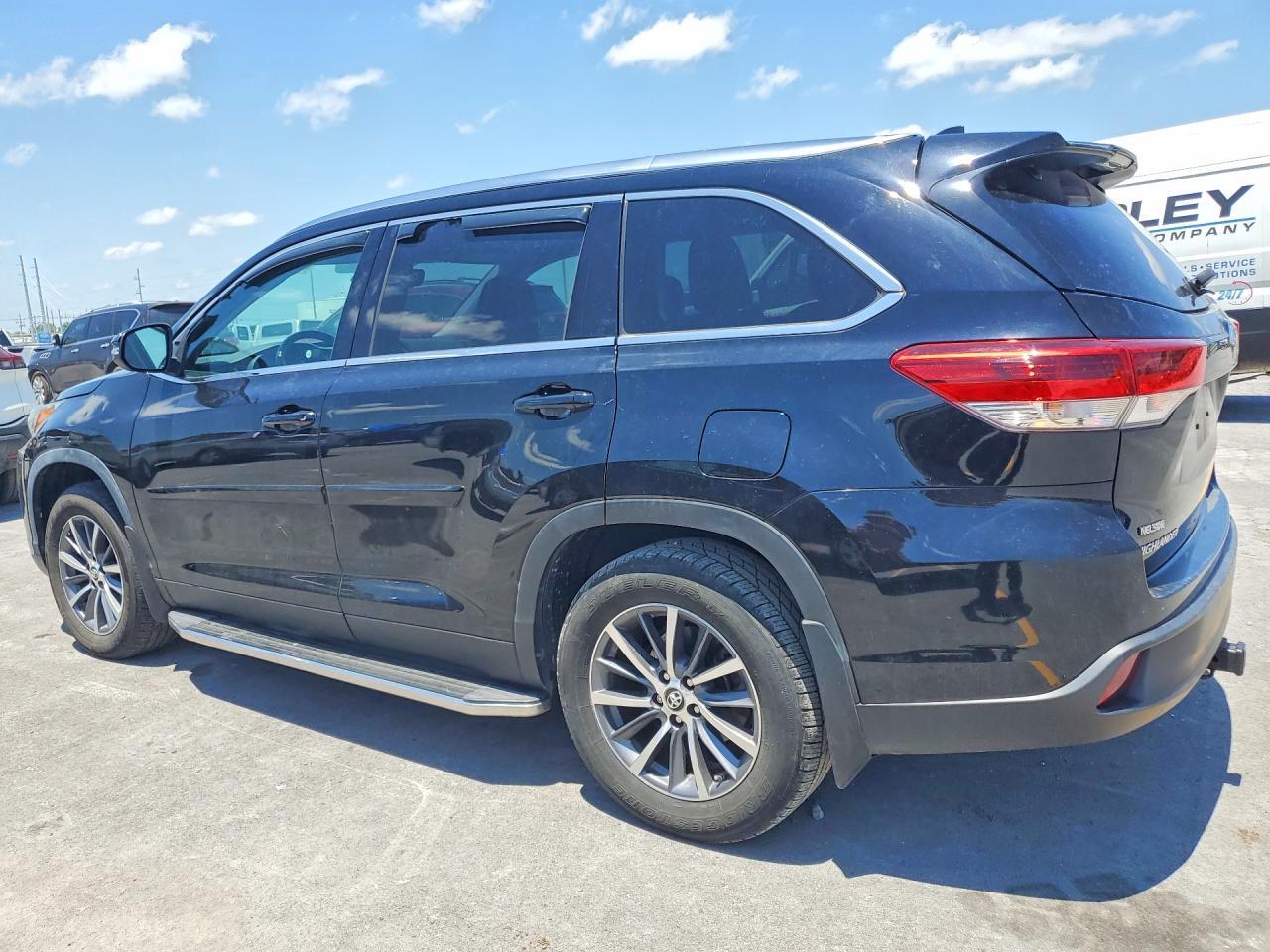2019 TOYOTA HIGHLANDER