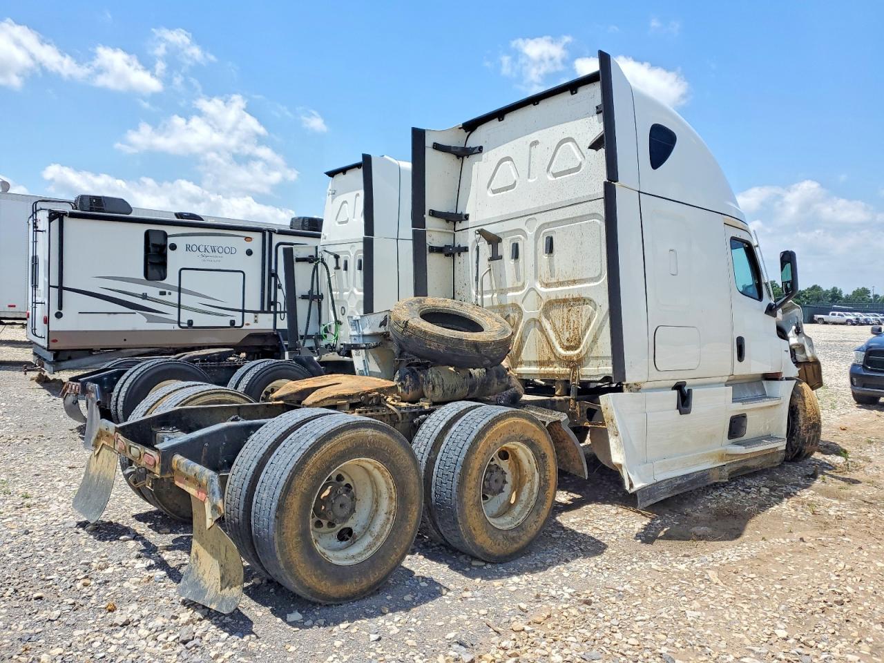 2023 FREIGHTLINER CASCADIA 126