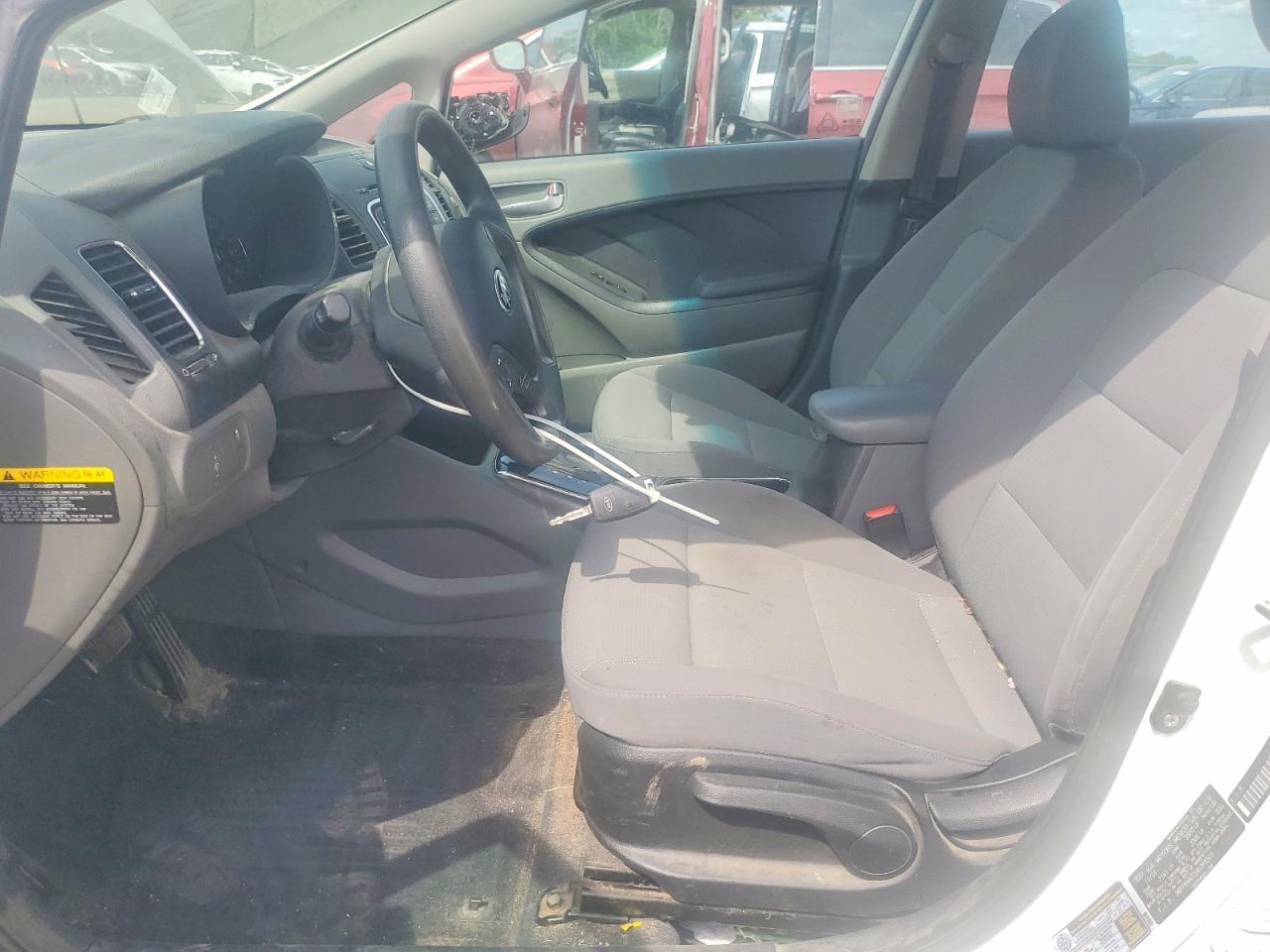 2017 KIA FORTE