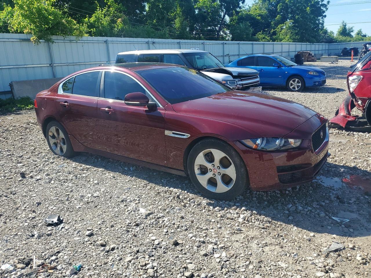 2017 JAGUAR XE