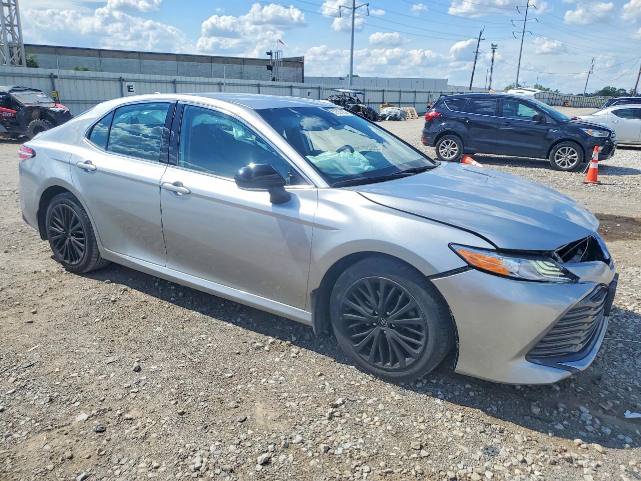2019 TOYOTA CAMRY