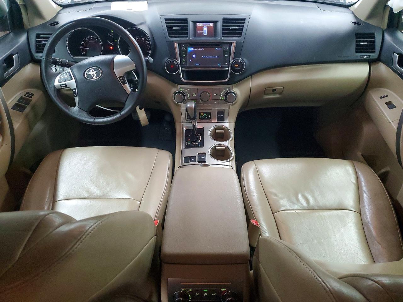 2013 TOYOTA HIGHLANDER