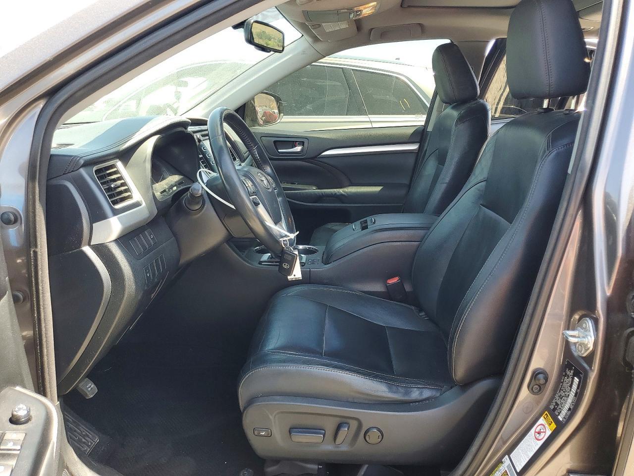 2014 TOYOTA HIGHLANDER