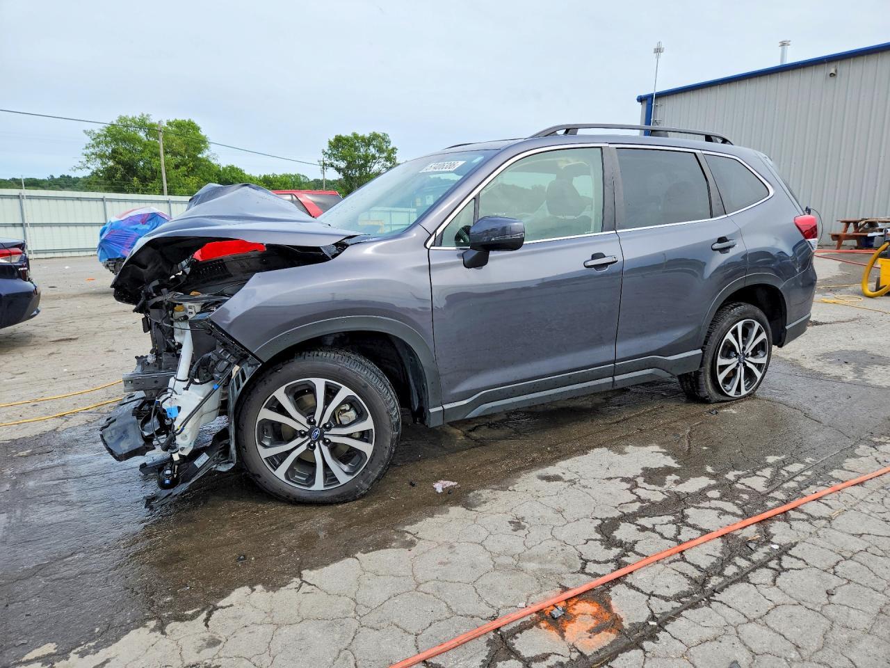2023 SUBARU FORESTER