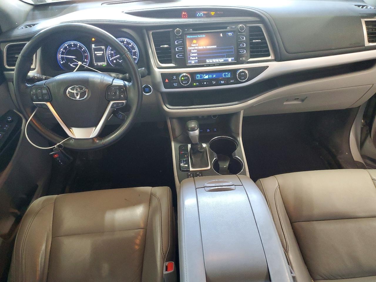 2018 TOYOTA HIGHLANDER