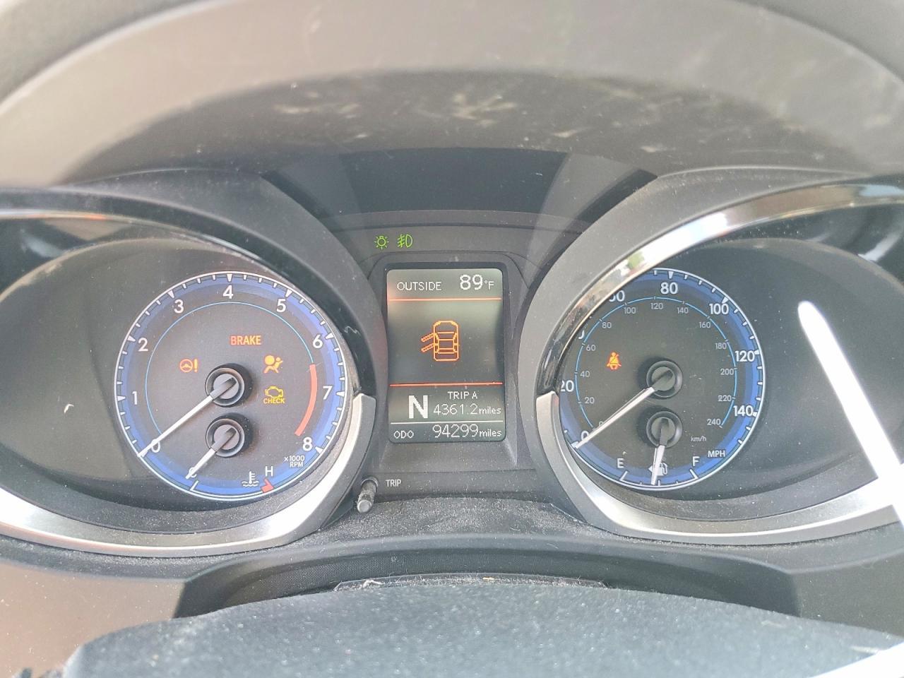 2016 TOYOTA COROLLA