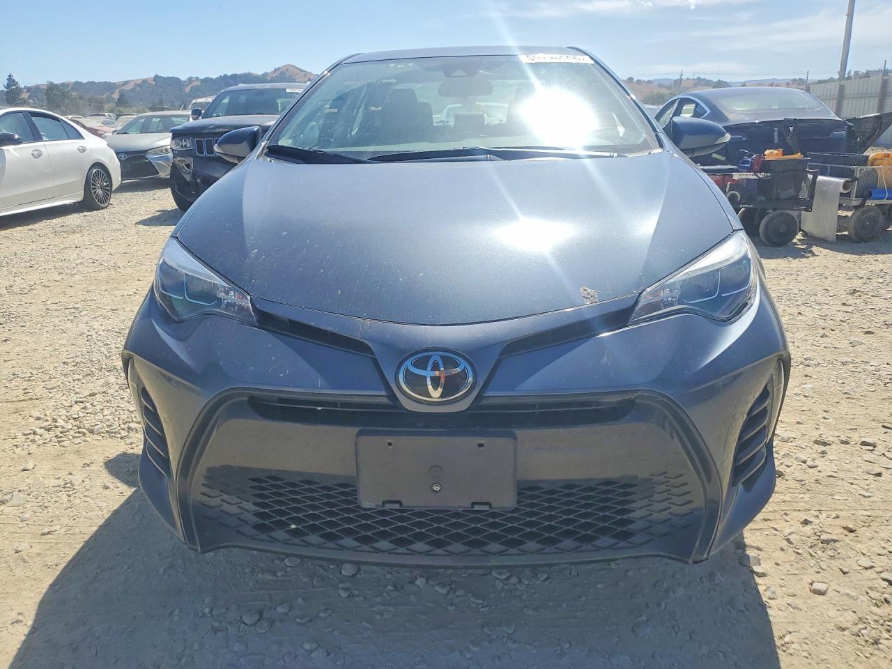 2017 TOYOTA COROLLA
