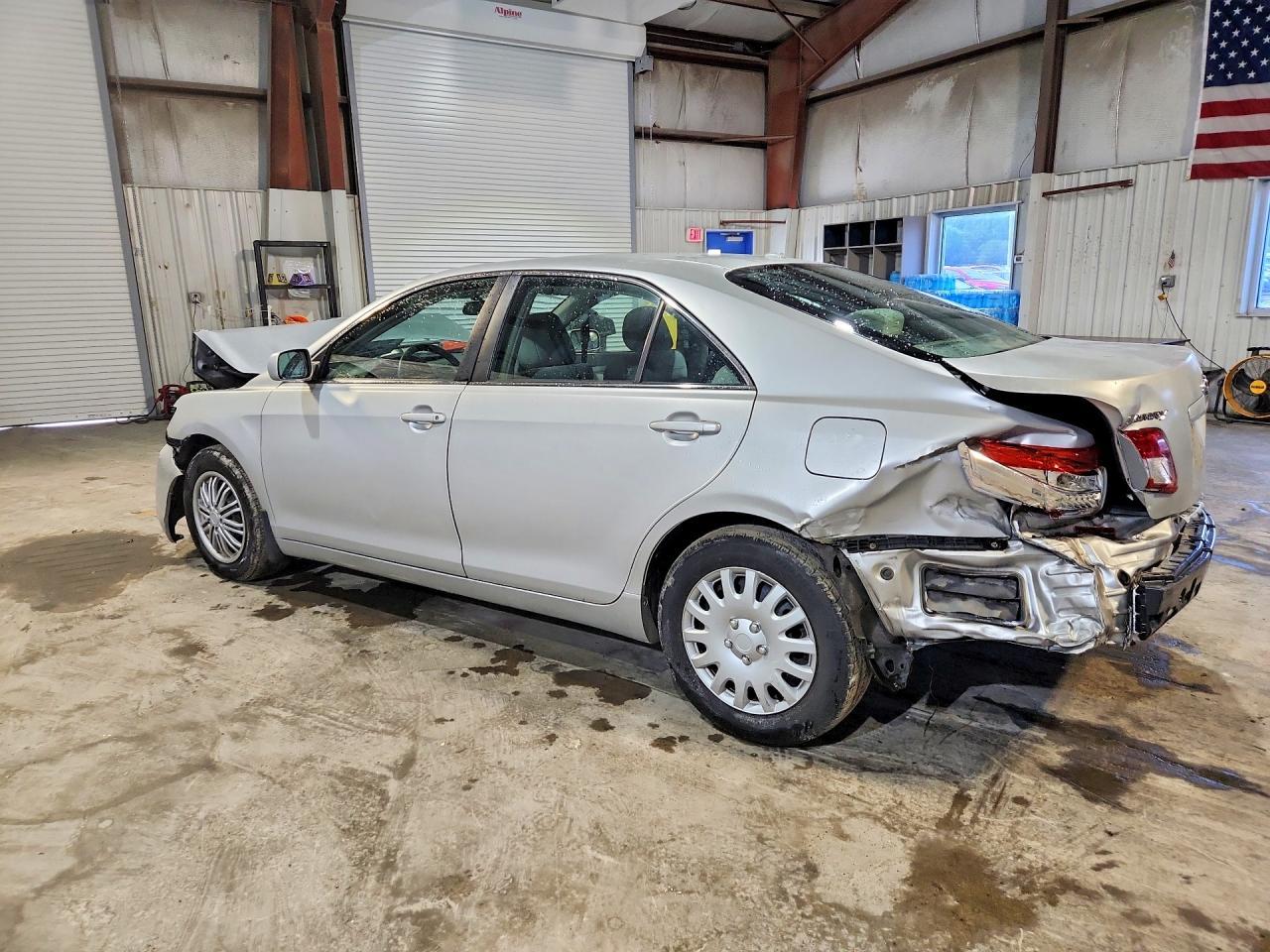 2011 TOYOTA CAMRY