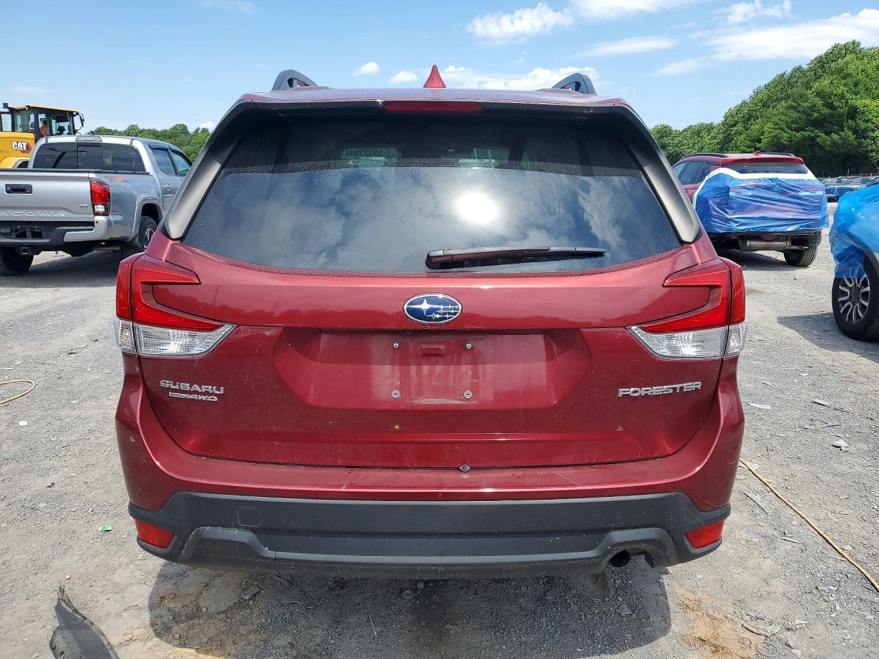 2023 SUBARU FORESTER