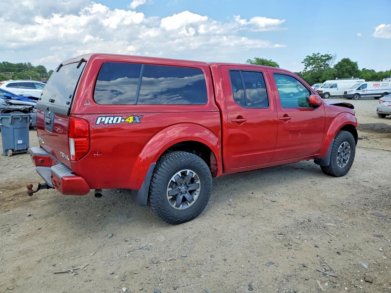 2017 NISSAN Frontier
