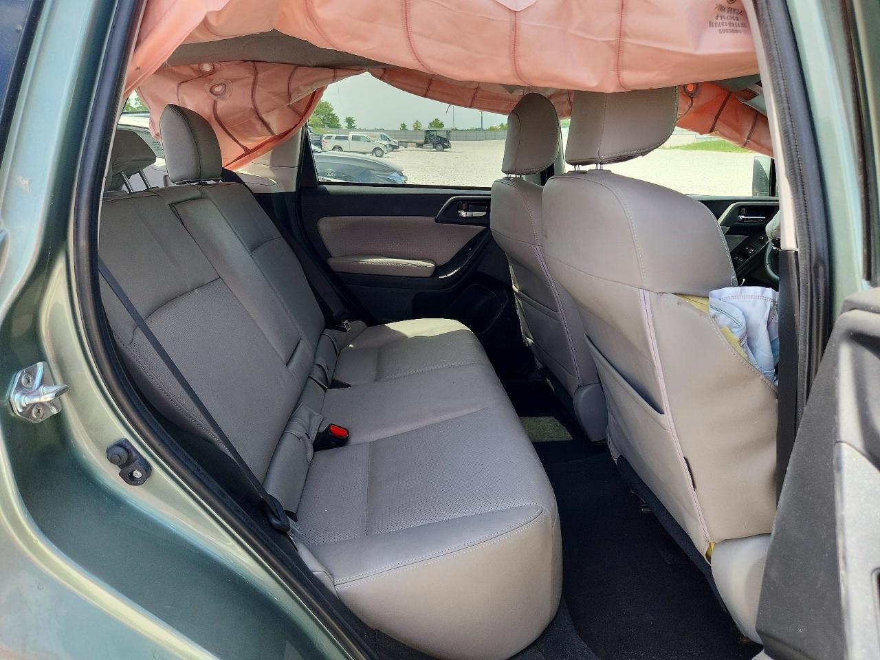 2015 SUBARU FORESTER