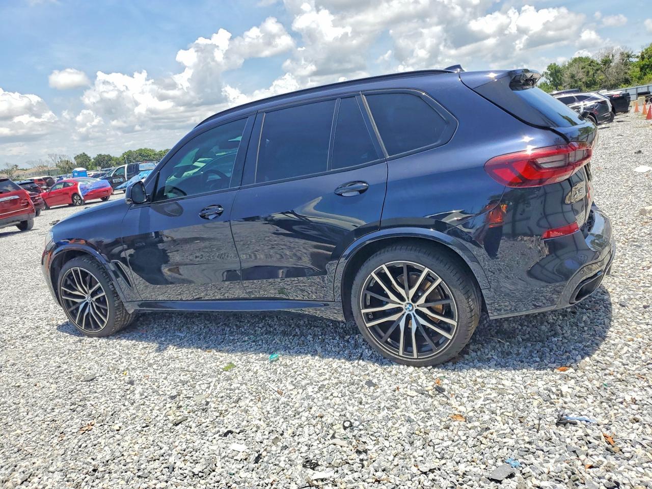 2022 BMW X5