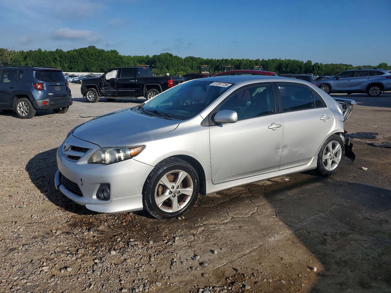 2011 TOYOTA COROLLA