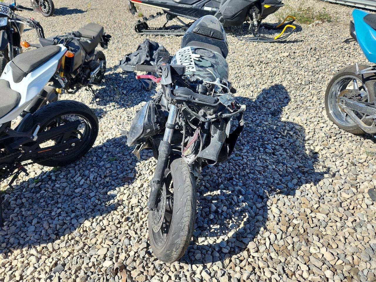 2004 HONDA Cbr600