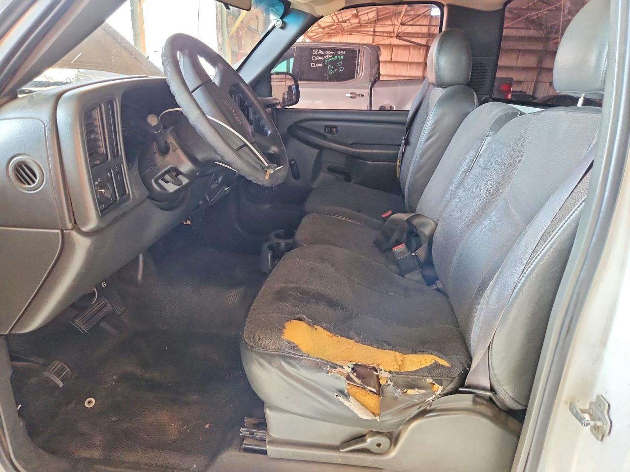 2005 GMC Sierra