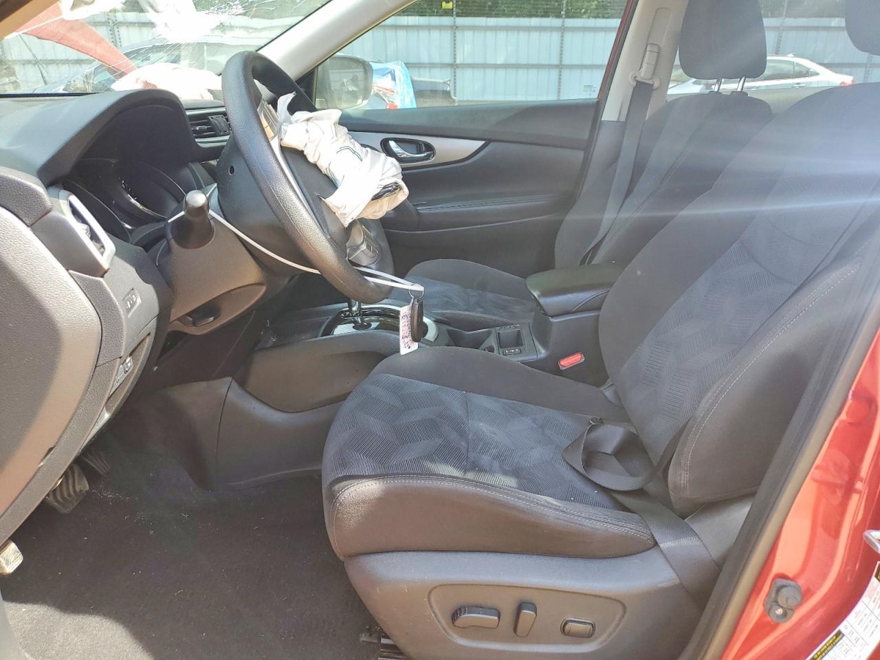 2015 NISSAN ROGUE