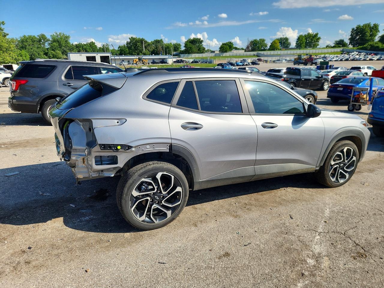 2025 CHEVROLET TRAX