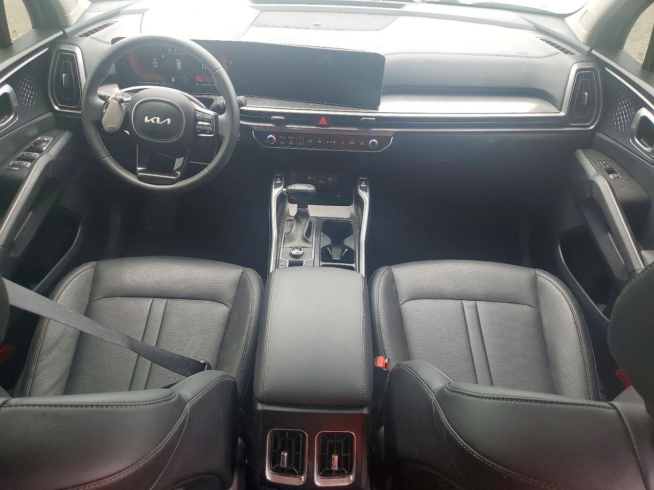 2025 KIA SORENTO