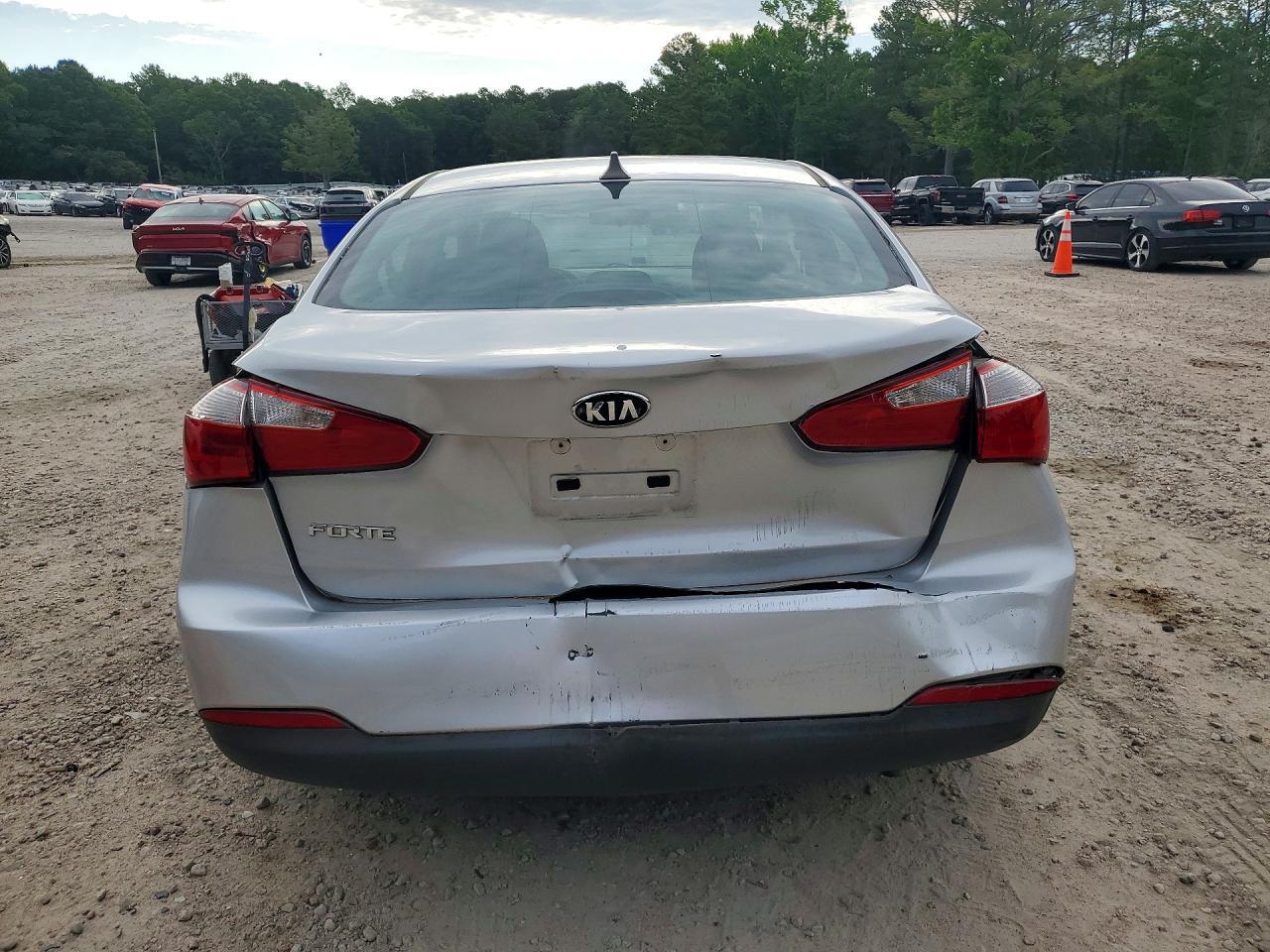 2016 KIA FORTE