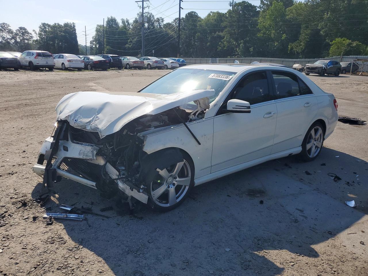 2011 MERCEDES-BENZ E-Class
