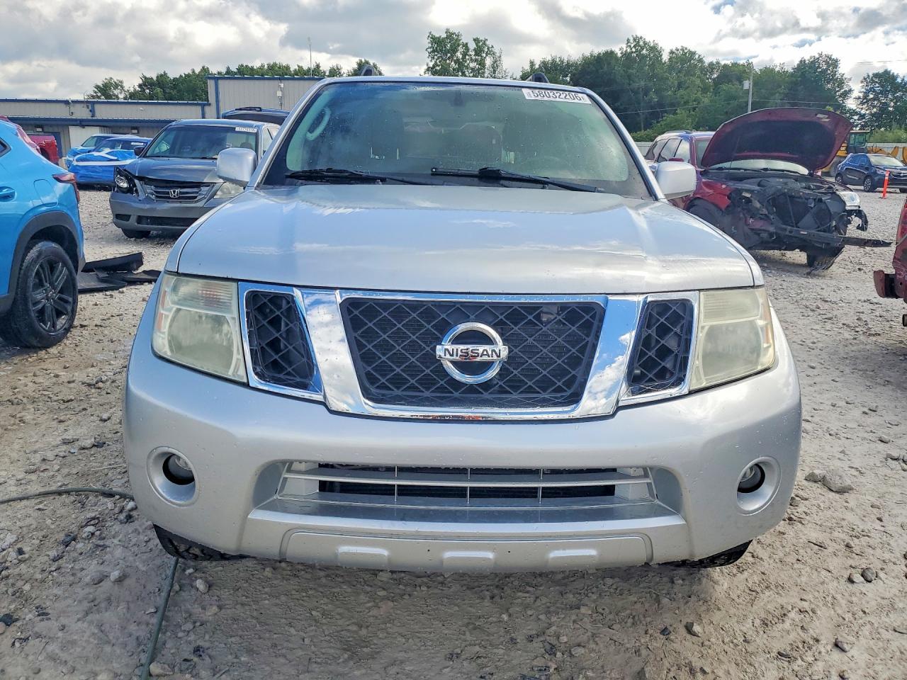 2011 NISSAN PATHFINDER