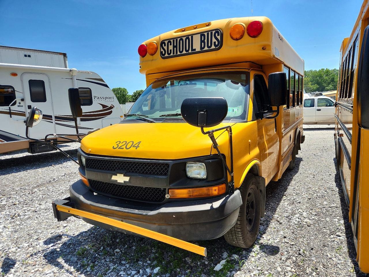 2011 CHEVROLET Express 3500